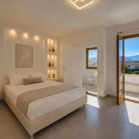 Hotel Cala D'oro - A Pochi Minuti Dal Mare Di *